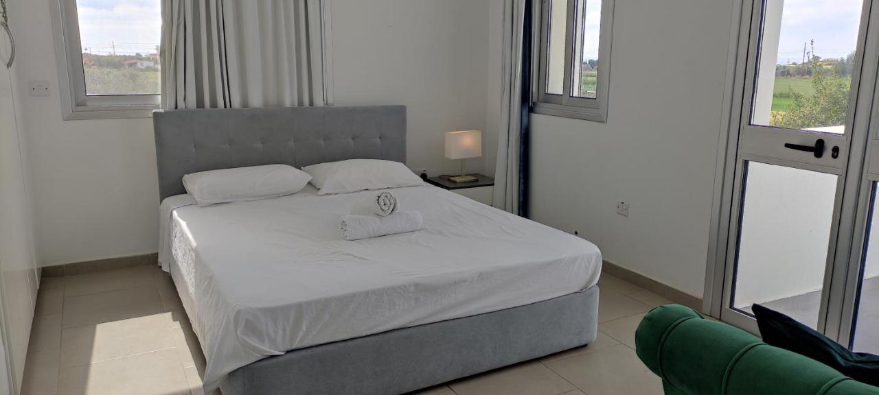 Kiti Village Villa, Cyprus, Salt-Water Pool, 6 Bedrooms, Larnaca Εξωτερικό φωτογραφία